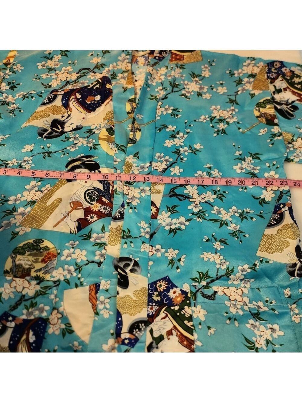 Kimono Robe In Blue Geisha Print - Picture 5 of 7